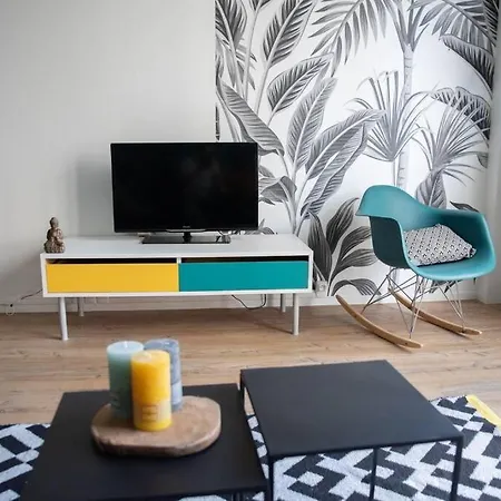 Apartment Moderne Refait A Neuf *